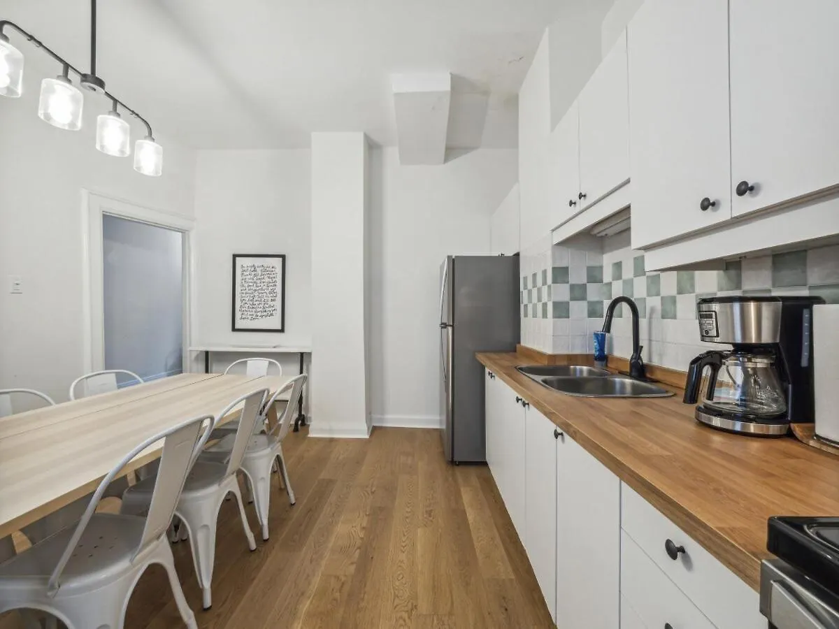 Historic Modern Home In Distillery District Toronto Holiday home